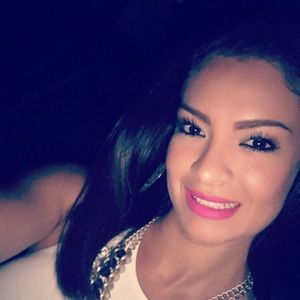 Meet your Posher, Mayra